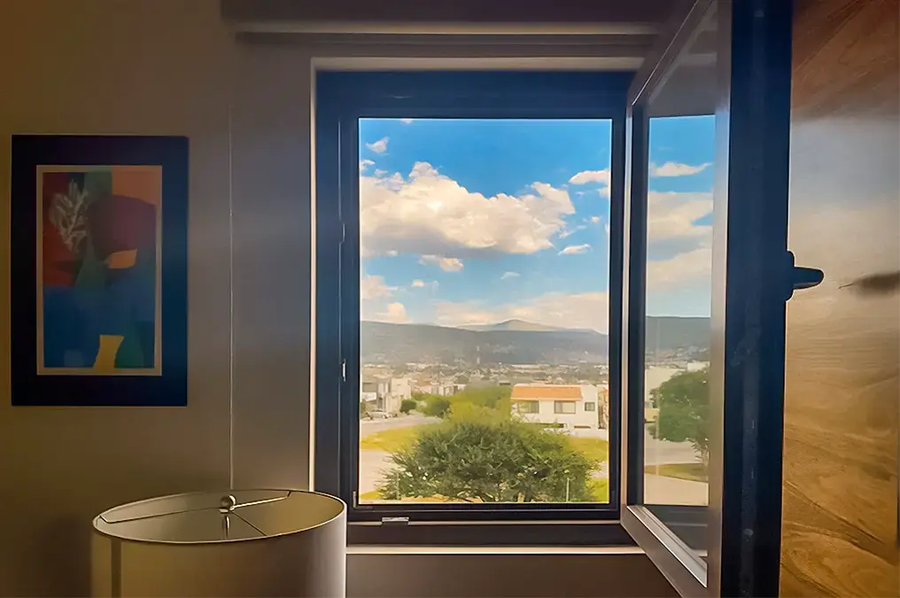 Mosquitero integrado a ventana